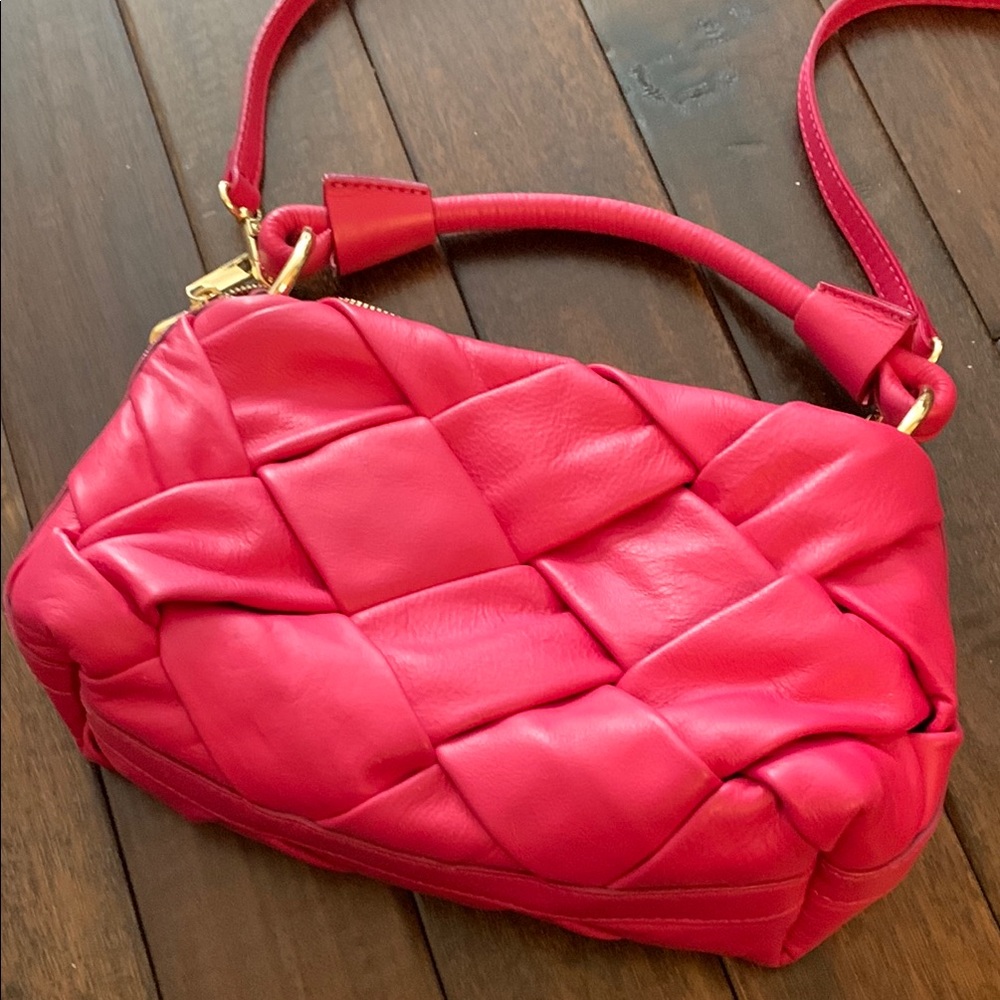 Valentina Fiore Hot Pink Quilted Leather Bag Made in Italy 🇮🇹 EUC - Picture 3 of 7